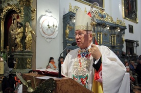 Ordynariusz łowicki bp Andrzej F. Dziuba