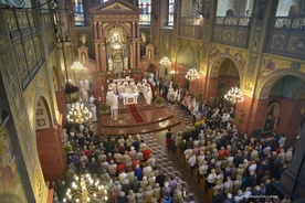 Bóg przychodzi do Ślązoków przez Piekary