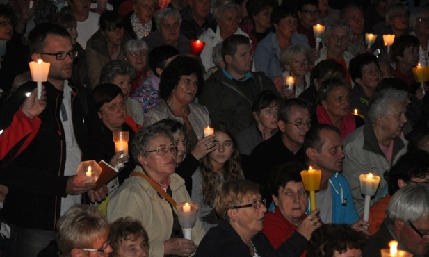 Miłość w krzyżu i... udziku