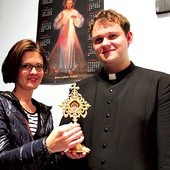  Marta Mędrzak i ks. Łukasz Urbanek zapraszają czcicieli św. Rity z całej Warszawy na nabożeństwa 22. dnia każdego miesiąca 