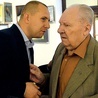  Historyk Marcin Sołtysiak z Józefem Łyżwą „Łowiczem”, ostatnim żyjącym żołnierzem, który brał udział w akcji rozbicia radomskiego więzienia 