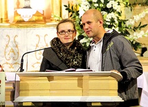  Dla Kingi i Daniela Stankiewiczów gwarantem szczęścia małżeńskiego  jest Bóg