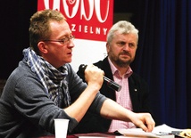 Gośćmi „kociołka” byli m.in. dziennikarze „Gościa Niedzielnego”: ks. Tomasz Jaklewicz, Franciszek Kucharczak i Marcin Jakimowicz (na zdjęciu ze Zbigniewem Rudnickim)