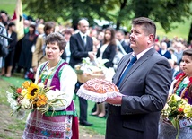 Rolnicy przynieśli w darach  pracę swoich rąk 