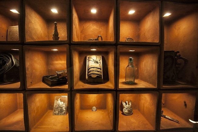 Wydobyte z dołów śmierci