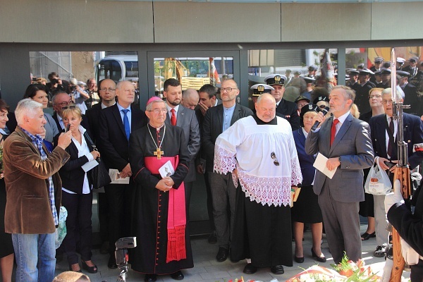 Odsłonięcie i poświęcenie pomnika płk. Kuklińkiego