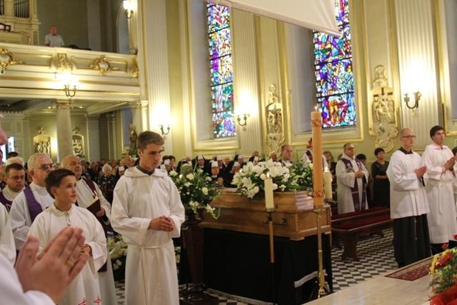 Ostatnie pożegnanie śp. s. Danieli Makulskiej