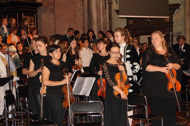 Jubileusz 40 - lecia pracy artystycznej Witolda i Danuty Danielewiczów