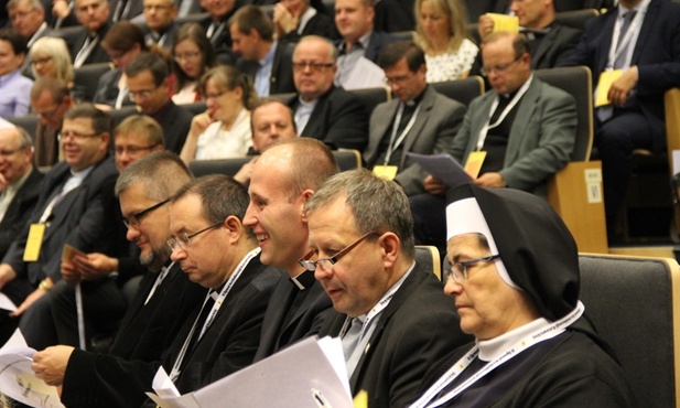 Synod ruszył po wakacjach