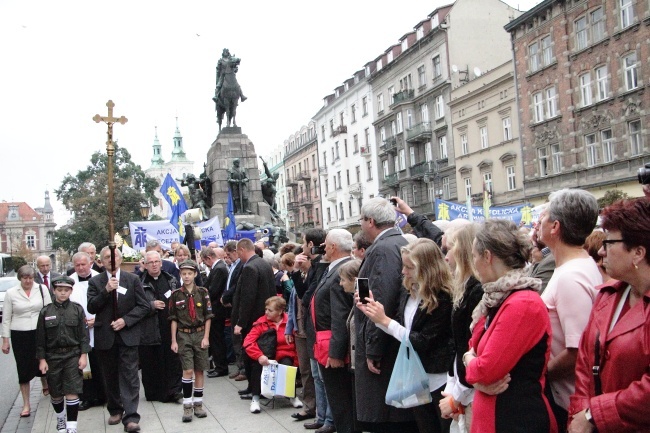 Marsz Akcji Katolickiej z pl. Matejki na Rynek Główny