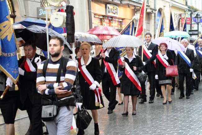 Marsz Akcji Katolickiej z pl. Matejki na Rynek Główny