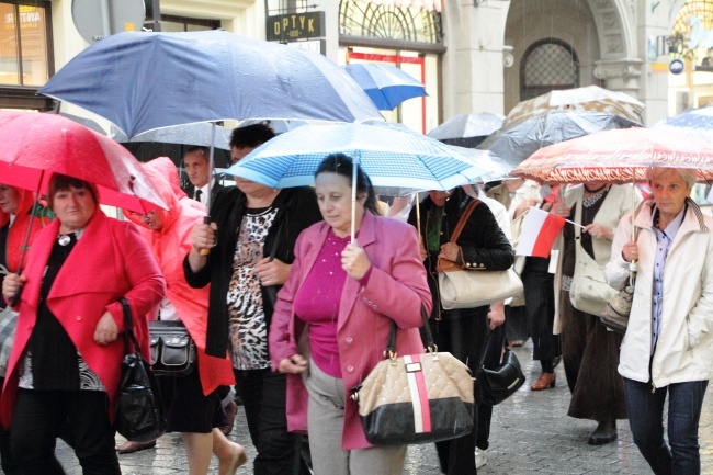 Marsz Akcji Katolickiej z pl. Matejki na Rynek Główny