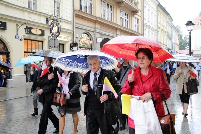 Marsz Akcji Katolickiej z pl. Matejki na Rynek Główny