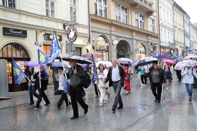 Marsz Akcji Katolickiej z pl. Matejki na Rynek Główny