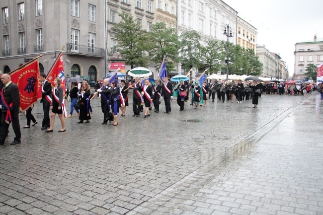 Marsz Akcji Katolickiej z pl. Matejki na Rynek Główny