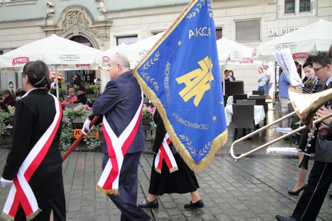 Marsz Akcji Katolickiej z pl. Matejki na Rynek Główny