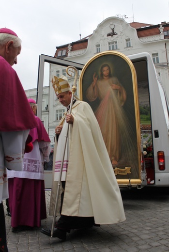 Obraz Jezusa Miłosiernego już przyjechał do Cieszyna! - cz. 1