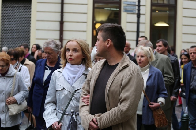 Powitanie obrazu Jezusa Miłosiernego w kościele św. Marii Magdaleny w Cieszynie