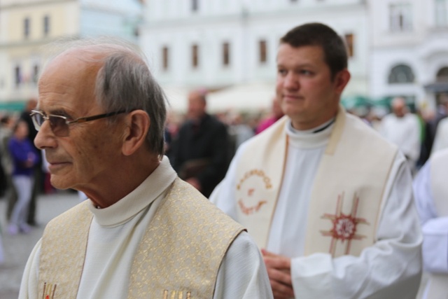 Powitanie obrazu Jezusa Miłosiernego w kościele św. Marii Magdaleny w Cieszynie