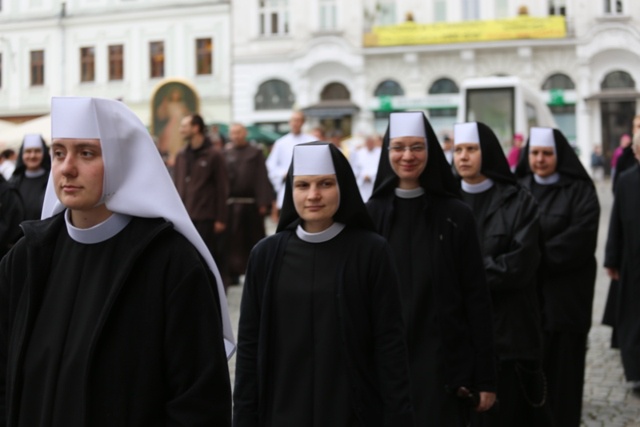 Powitanie obrazu Jezusa Miłosiernego w kościele św. Marii Magdaleny w Cieszynie