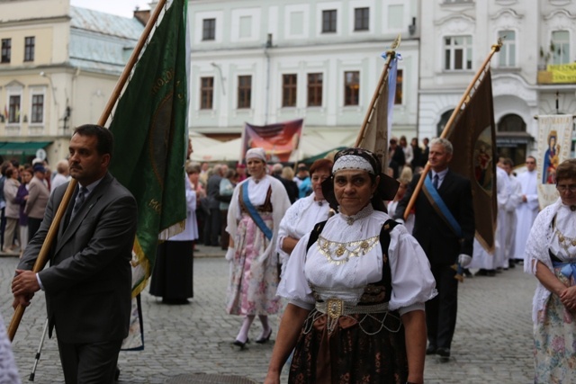 Powitanie obrazu Jezusa Miłosiernego w kościele św. Marii Magdaleny w Cieszynie