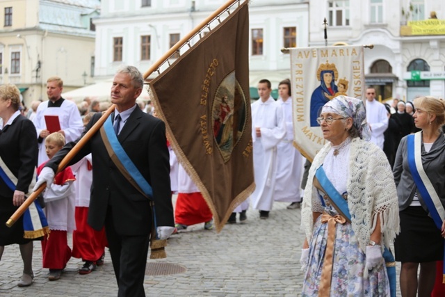 Powitanie obrazu Jezusa Miłosiernego w kościele św. Marii Magdaleny w Cieszynie