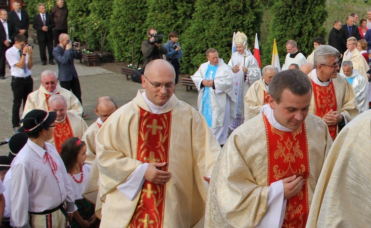 Kościół oddany Bogu