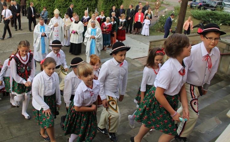 Kościół oddany Bogu