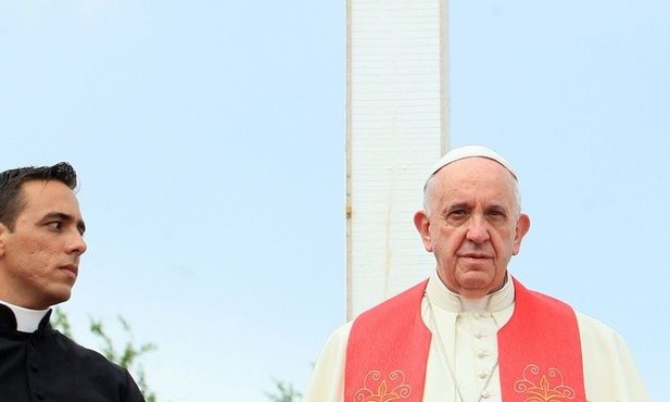 Papież pobłogosławił Holguin