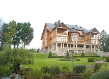 Klubowy dom „Honka” (od nazwy fińskiej firmy, która go zbudowała) to centralny obiekt rezydencji Janukowycza