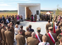  Poświęcenie XXVI stacji  i pamiątkowej tablicy poprzedziła Msza św., podczas której  nie zabrakło zawierzenia Matce Bożej Cierpliwie Słuchającej  i modlitwy za przyczyną patrona leśników – św. Jana Gwalberta