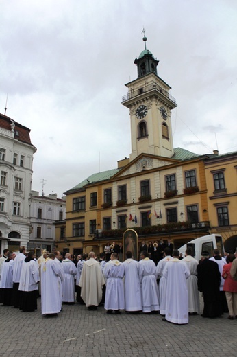 Wprowadzenie Znaków Miłosierdzia do kościoła św. Marii Magdaleny w Cieszynie