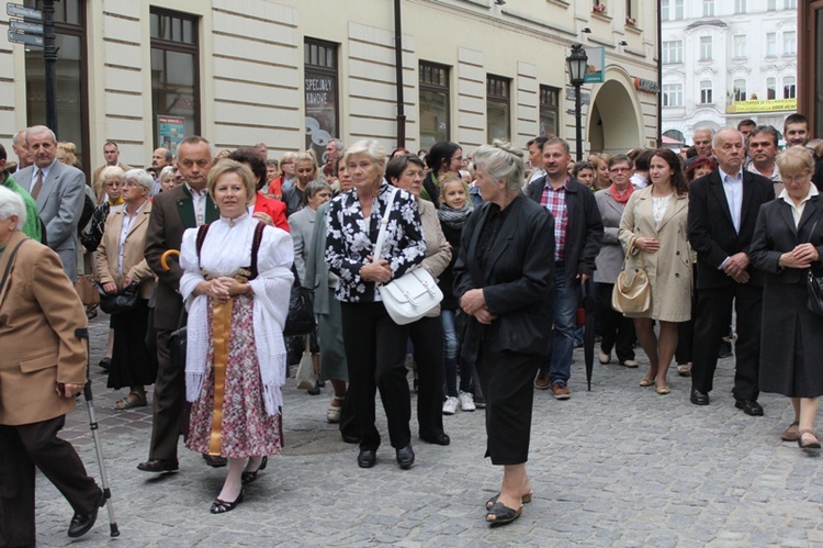 Wprowadzenie Znaków Miłosierdzia do kościoła św. Marii Magdaleny w Cieszynie