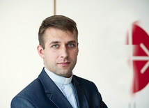 Ks. Marcin Dąbrowski pracuje na rzecz prześladowanych chrześcijan w organizacji Pomoc Kościołowi w Potrzebie