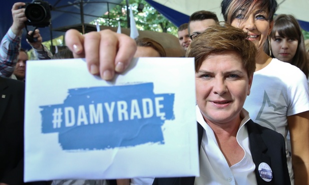 PiS mogłoby rządzić samodzielnie