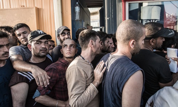 Szymczuk: Mężczyźni, imigranci - nie uchodźcy