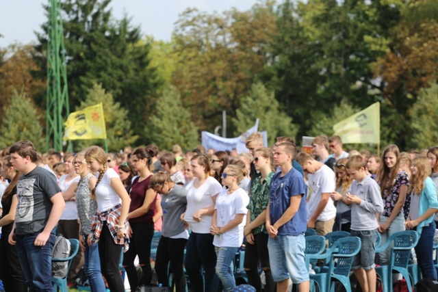 Salezjańscy uczniowie na 200. urodzinach ks. Bosko na Jasnej Górze