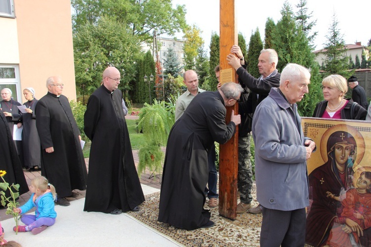 Symbole ŚDM w Domu Kapłana Seniora