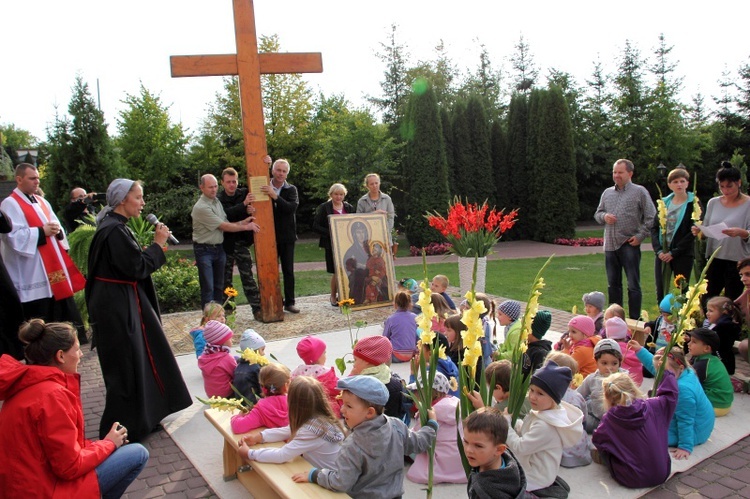 Symbole ŚDM w Domu Kapłana Seniora