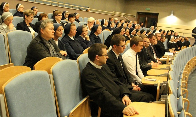 Życie konsekrowane na Wydziale Teologicznym