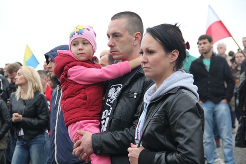 Manifestacja przeciw imigrantom w Katowicach