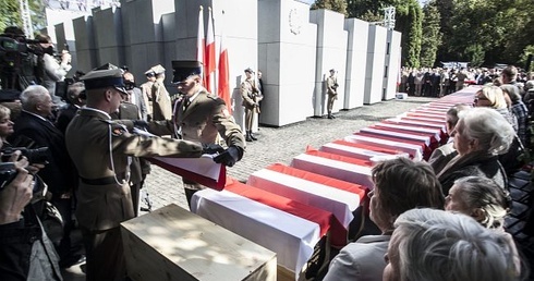 Śpijcie spokojnie, niezłomni