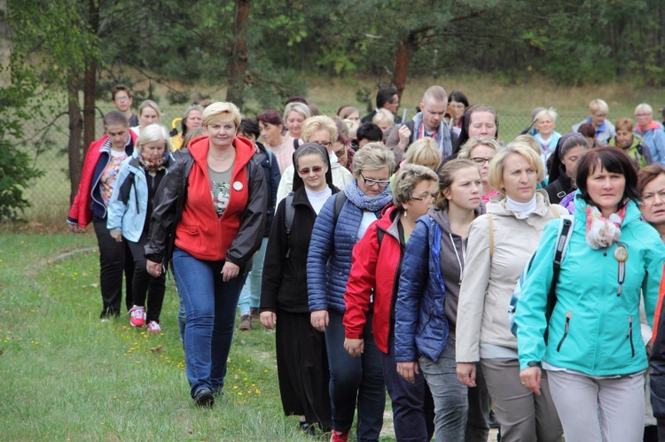 Pielgrzymka katechetów i nauczycieli do Chrust