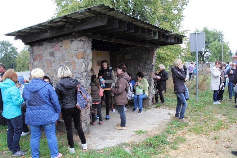 Pielgrzymka katechetów i nauczycieli do Chrust
