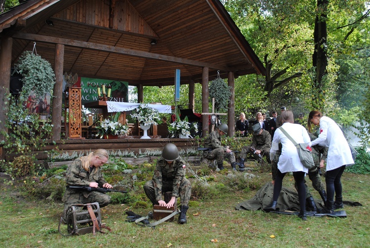 Patriotycznie w Momotach