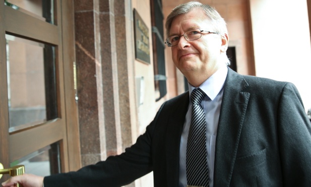 MSZ stanowczo protestuje, ambasador ubolewa