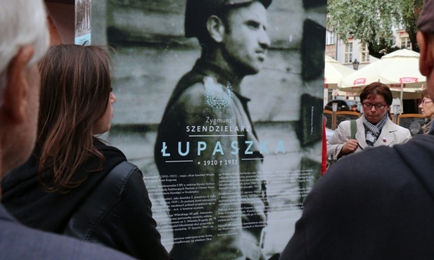Nie tylko patriotyczne ubrania