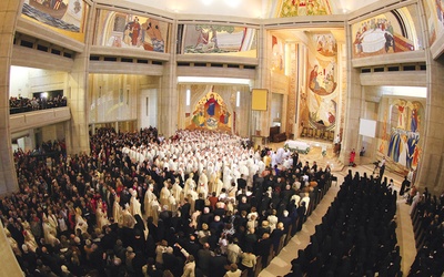 Po raz pierwszy w nowo wybudowanym sanktuarium św. Jana Pawła II na Białych Morzach w Krakowie odbyła się uroczystość beatyfikacyjna