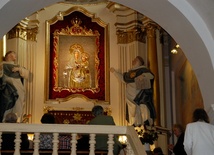Kaplica z cudownym obrazem NMP Królowej Różańca Świętego