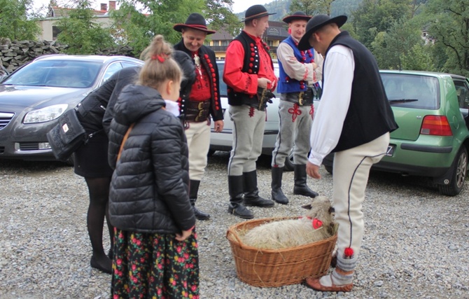 II Łossod w Szczyrku - Msza św. w kościele śś. Piotra i Pawła